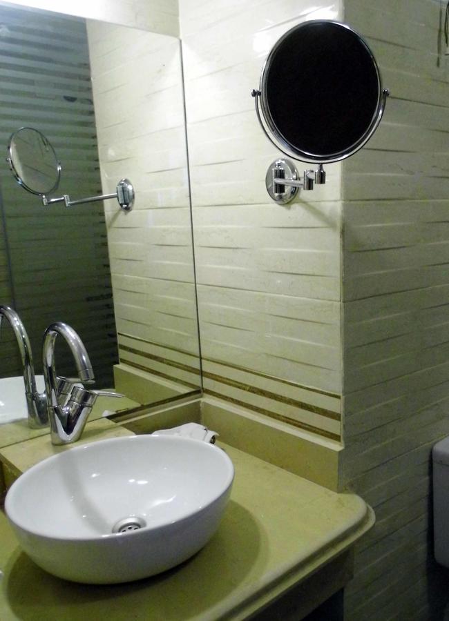 Mg Nefertiti Hotel Al Minya Exterior photo