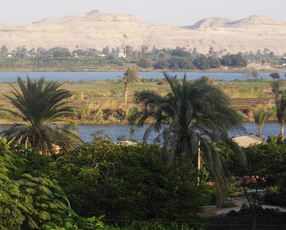 Mg Nefertiti Hotel Al Minya Exterior photo
